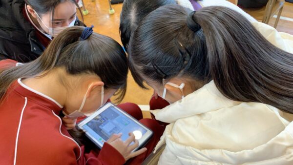 「メタバース英会話・AR/VR体験イベント」神奈川県横浜市の学童で11月8日、9日開催